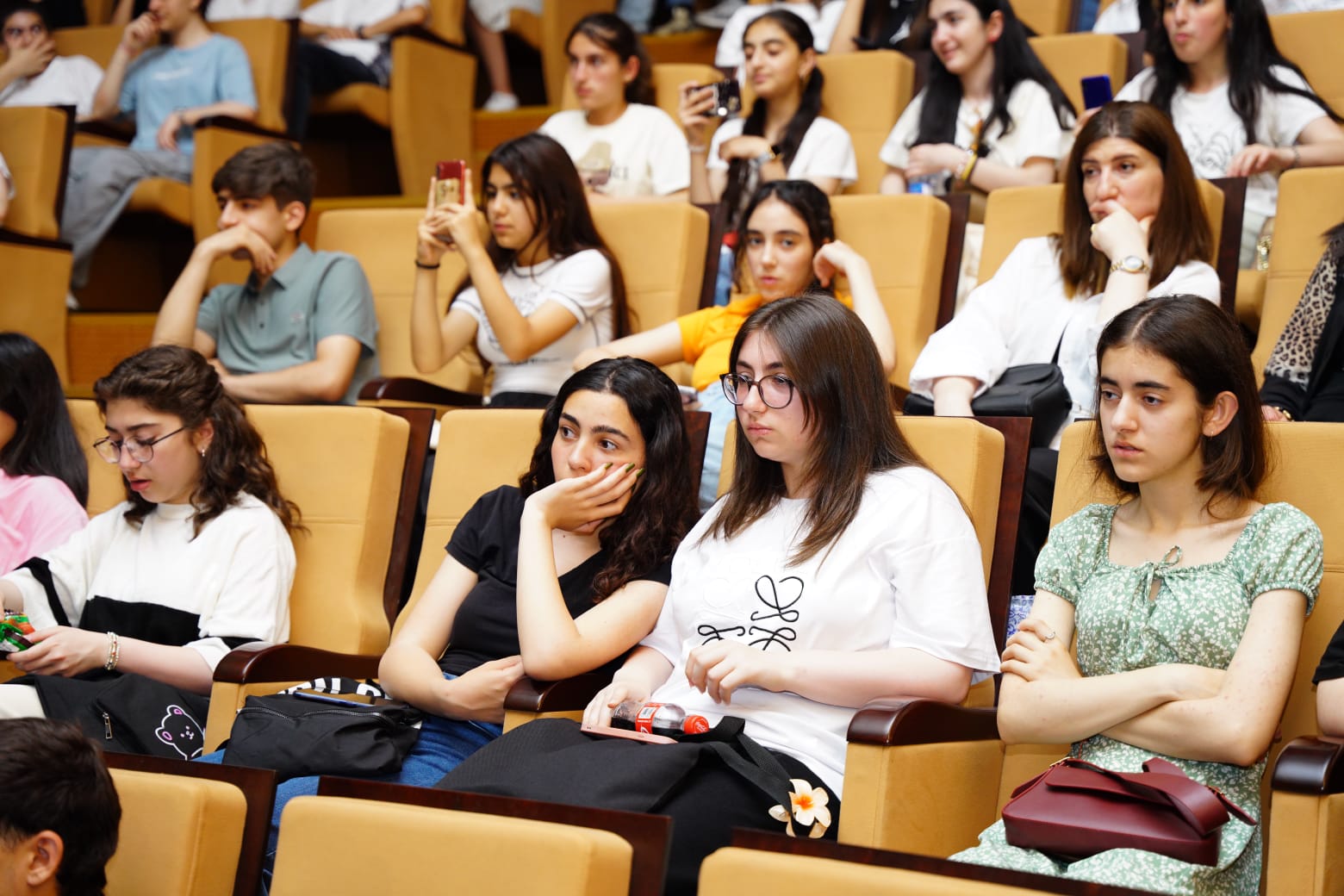 “Məktəblilər üçün teatr pedaqogikası” layihəsi həyata keçirilib