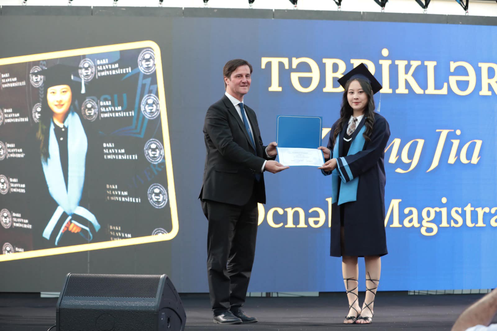 Bakı Slavyan Universitetinin məzun günü keçirilib