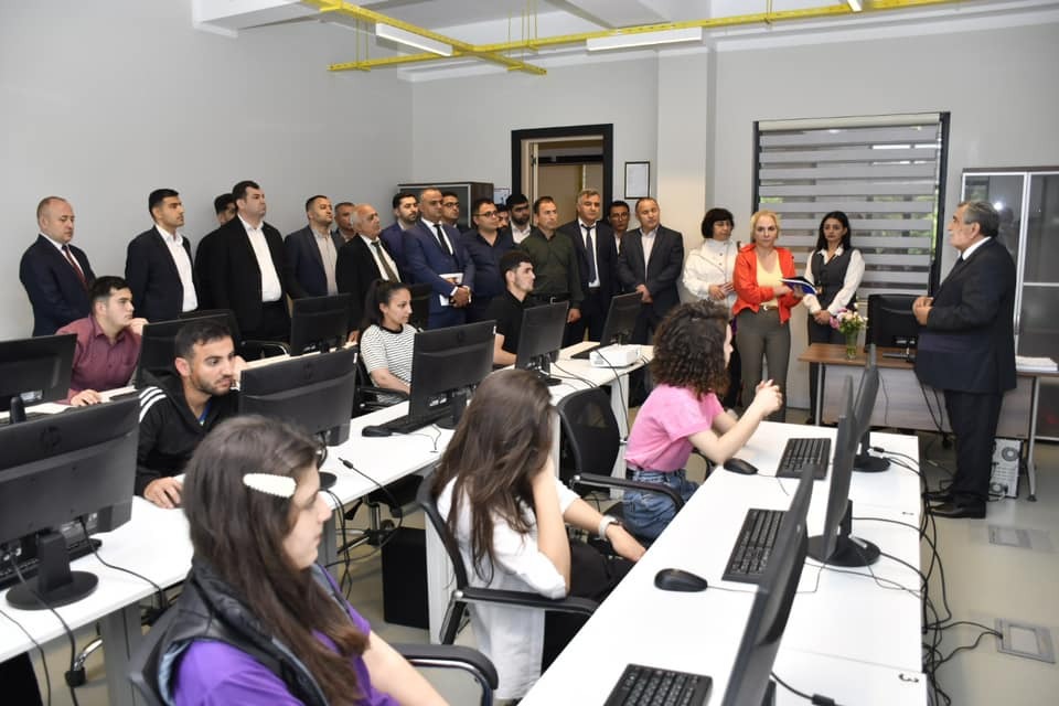 Həm təhsil verən, həm də pul qazandıran peşə mərkəzindən REPORTAJ