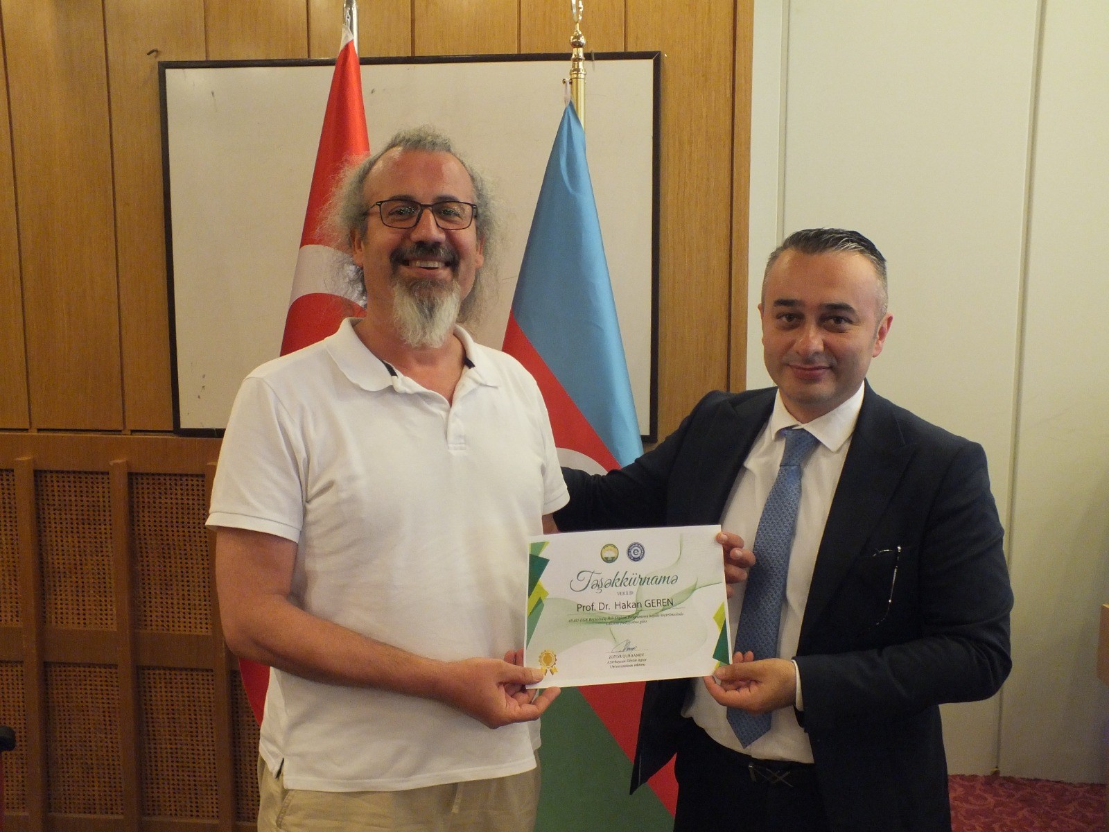 Ege Universitetində ikili diplom proqramının akademik heyəti və məzun tələbələrlə görüş keçirilib