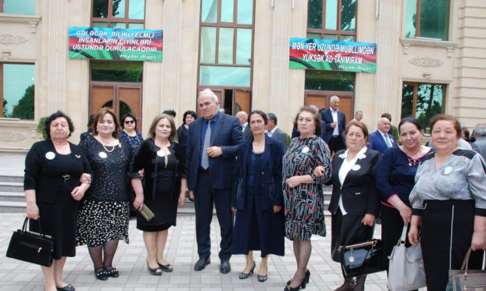 Qırx ildən sonra bir arada