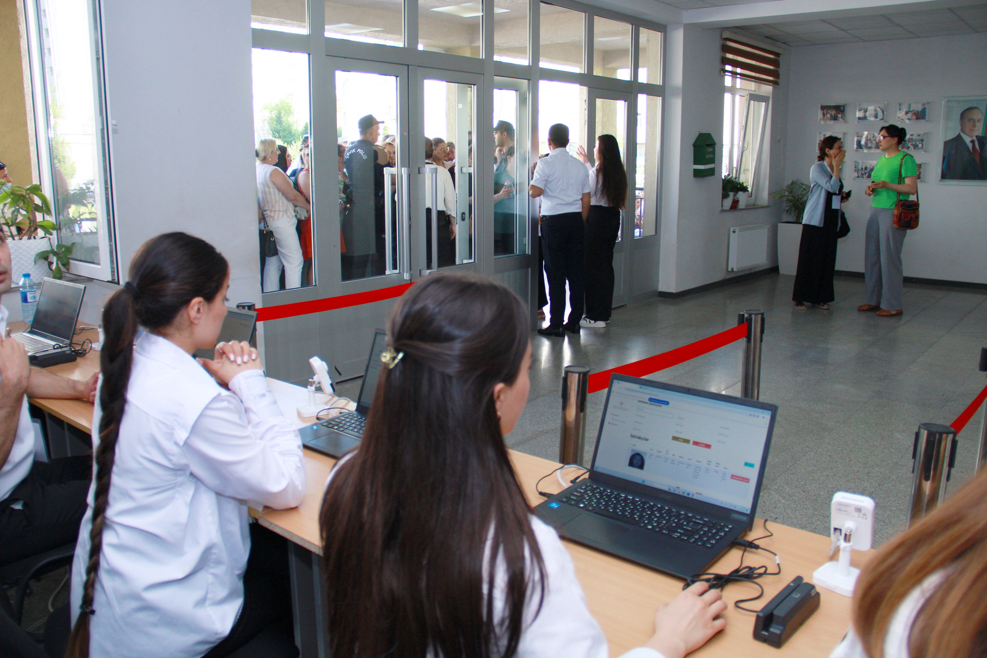 Sertifikatlaşdırma imtahanlarına start verilib - FOTOLAR