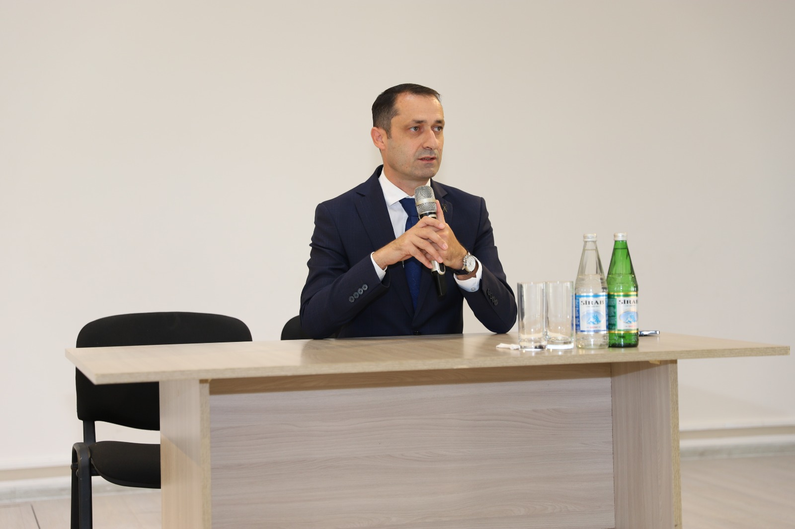 “Xüsusi istedadlı uşaqlarla çalışan ixtisaslaşmış liseylərdə tədris proqramının və qiymətləndirmənin təşkili” adlı təlim keçirilib