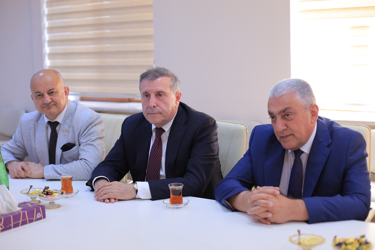 AzTU ilə Milli Aerokosmik Agentliyi arasında anlaşma memorandumu imzalanıb