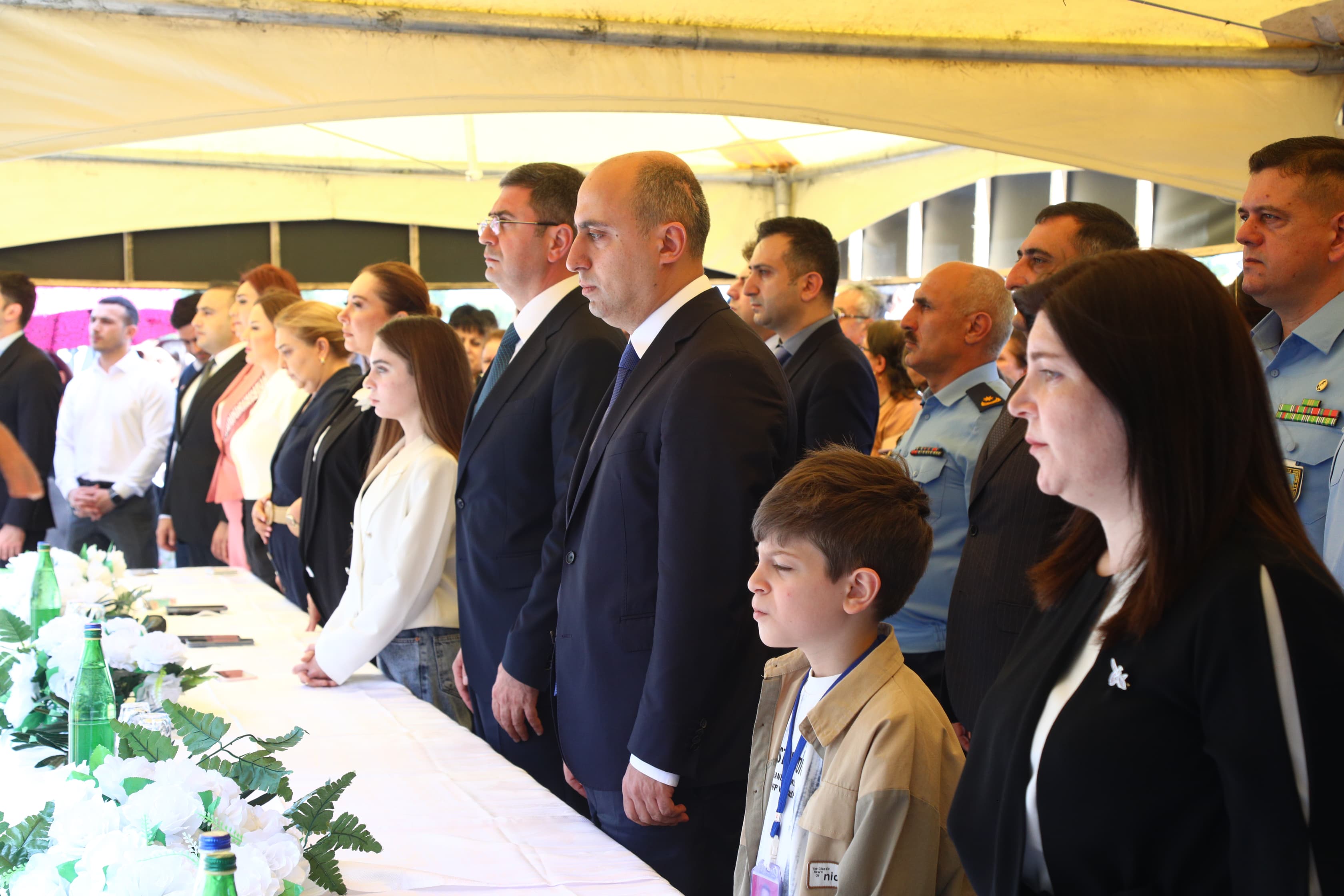 Nazir şəhid polkovnik Ramiz Qasımovun qızının məzun olduğu məktəbin