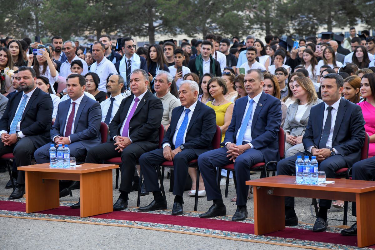 BMU-da təntənəli ”Məzun günü” keçirilib