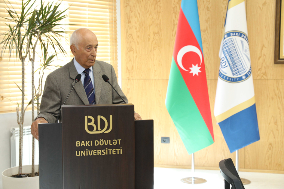 BDU-nun 105 illik yubileyinə həsr olunmuş tədbir keçirilib