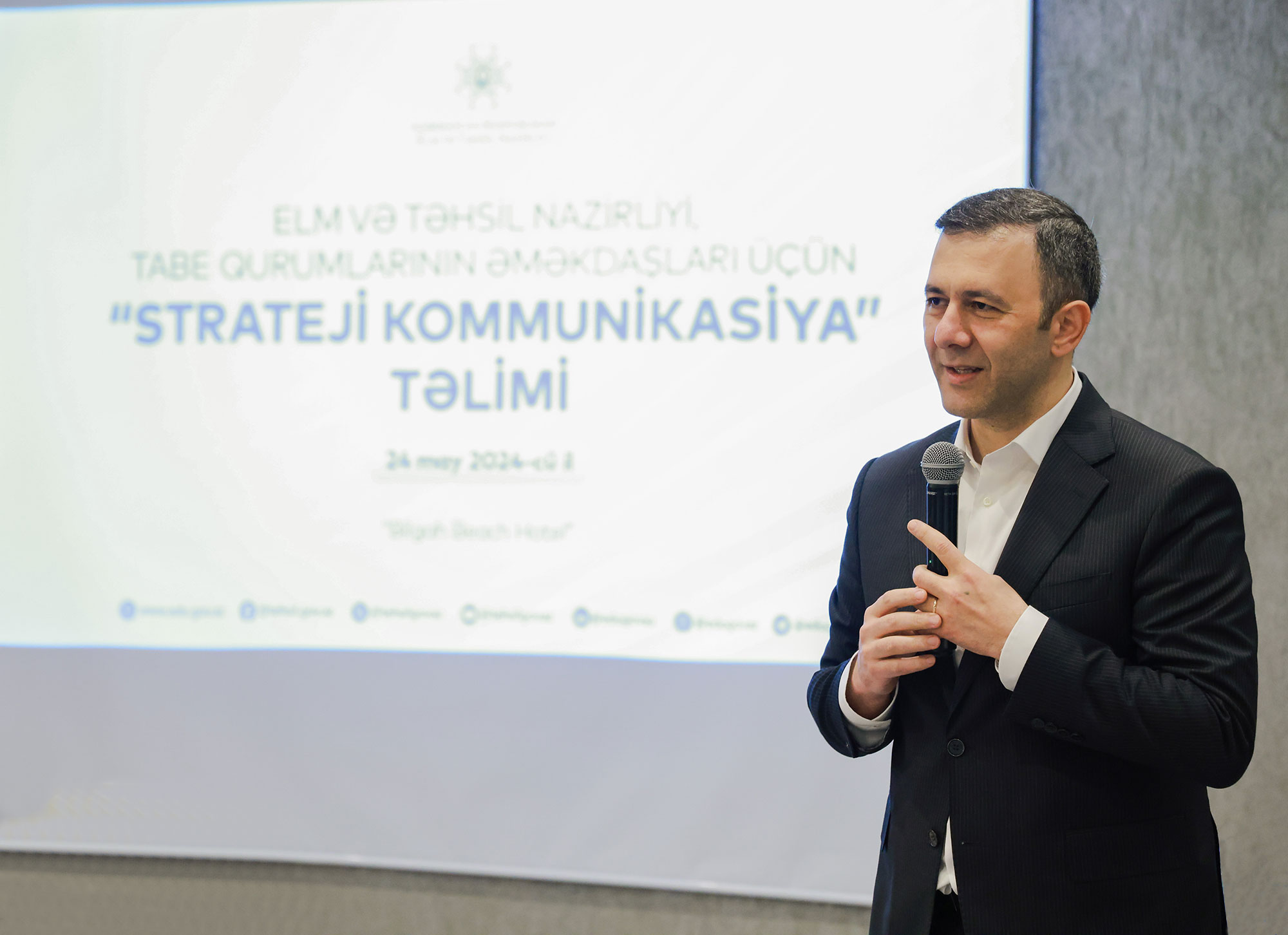 Elm və Təhsil Nazirliyinin təşkilatçılığı ilə