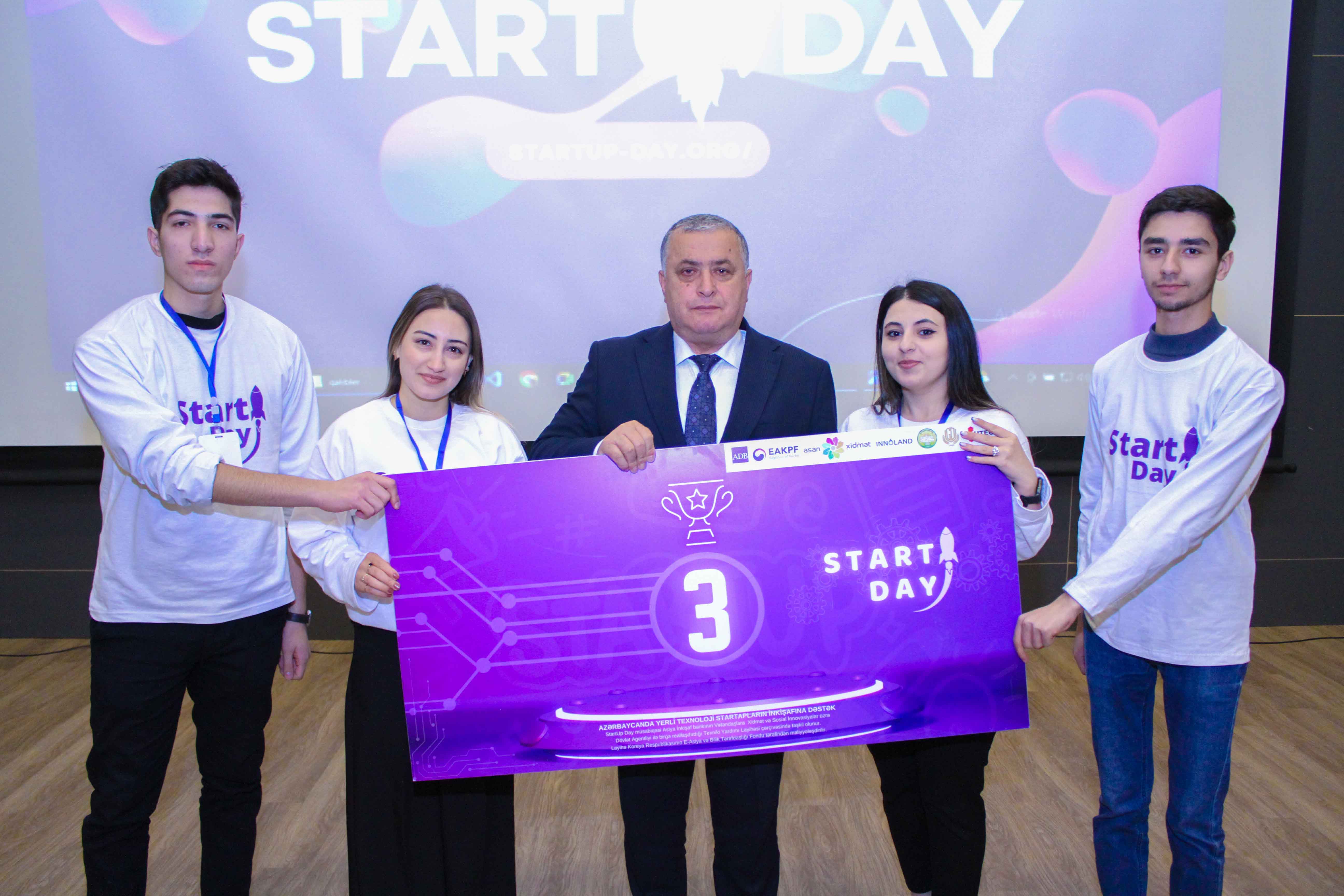 “Startap day” layihəsinin finalında komandalar 11 fərqli ideya üzrə yarışıb