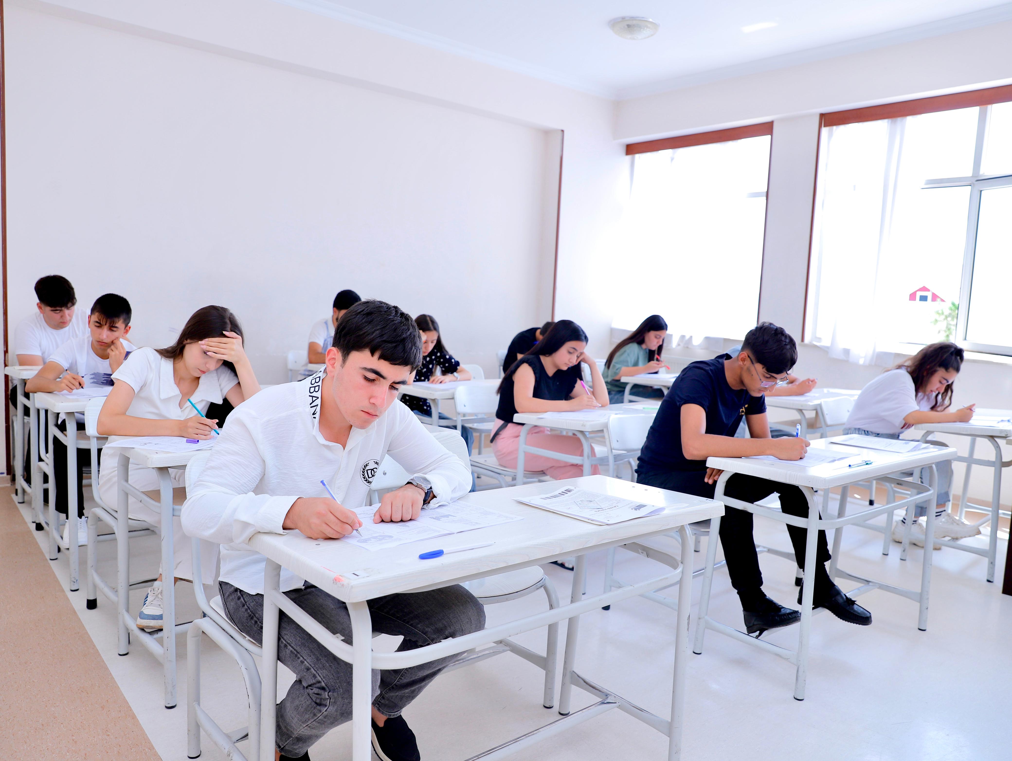 II və III ixtisas qrupları üzrə qəbul imtahanı başa çatıb