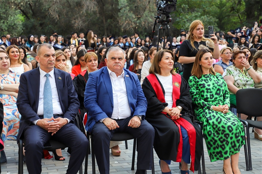 ADU-da təntənəli “Məzun günü” keçirilib