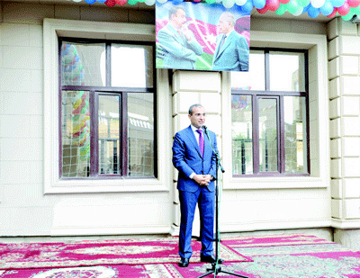 Böyütmək üçün şəkili seçin